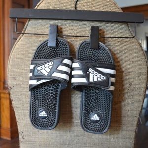 Women’s ADIDAS Textured Slide Sandals